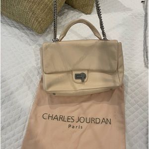 Women’s handbag Charles Jourdan . Pale pink